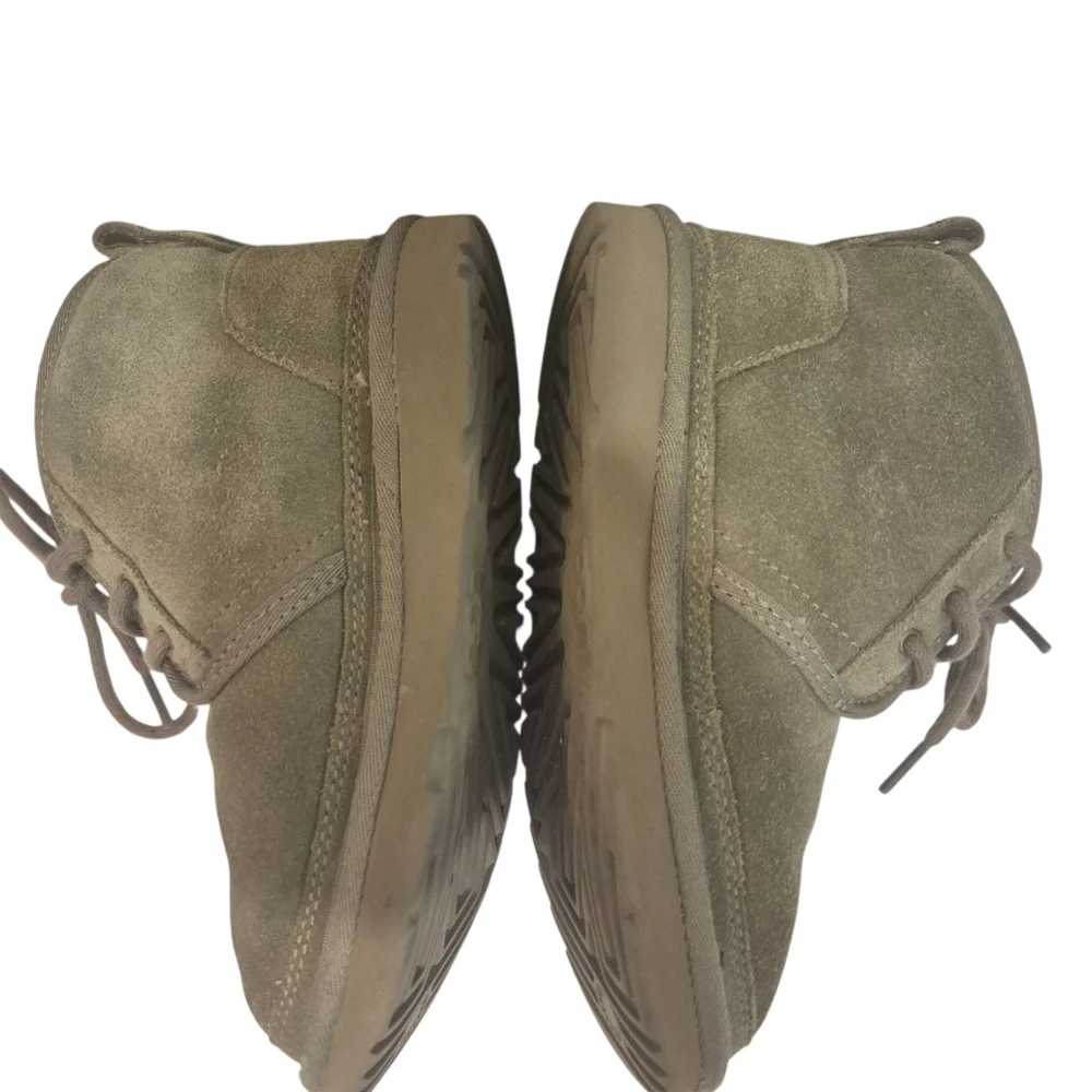 UGG Neumel Burnt Olive Green Sheepskin Suede Ankle Boots Youth Kids Size 1